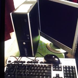 HP Desk Top Computer